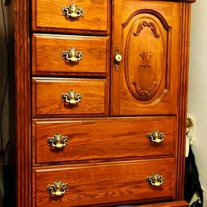Large oak dresser